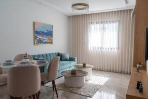 The Turquoise of Ain Zaghouan s plus 1 warm for 4