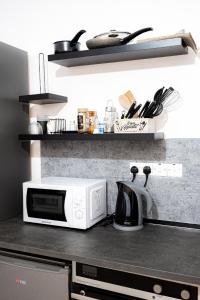 Hubstay - Kleas Downtown City Apartment Suite