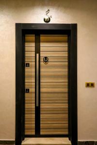 Le Golden -1 chambre en plein centre ville - à deux minutes de la Gare