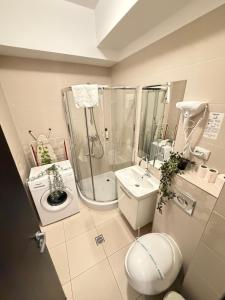 Luxury Lazar Towers Palas Mall Center Area