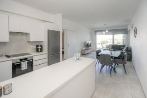 Rotiana 3Bed Apt w Roof Garden