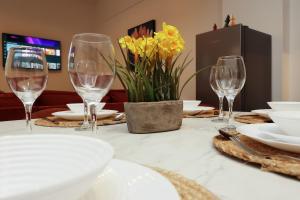 2 Bed, Sleeps 8 Ledbury High Street