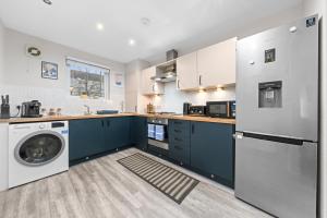 Urban Elegance - Spacious 5-Bed Home in Glasgow