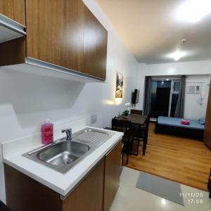 8Adriatico Condo near US Embassy