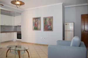 New Bazaar Apartment - 633