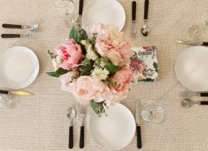 Great view apt in heart of green square(city)