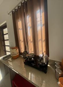 Two Stayz - Single Room Cottage in Corbett