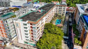 OMNIAPHUKET - Patong Center Pool Gym Near Bangla Road