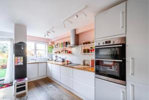 Spacious Hackney Home - Pass the Keys