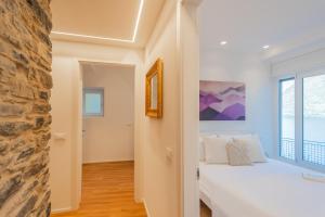 Villa Regina Retreat with Pool Lake View by Rent All Como img9