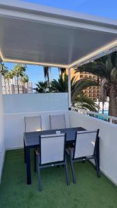 Las Americas 200A apartment