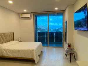 Amanecer Costero - Cabo Tortuga