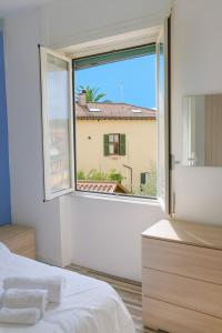 Bright apartment with balcony near Metro A