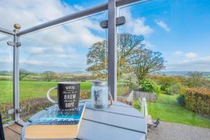 3 Bed in Llanddarog oc-p30291