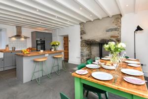 3 Bed in Tudweiliog oc-mynach