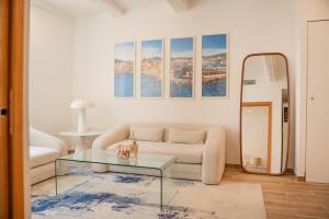 Lescale Tropézienne Rue des Commerçants 2e