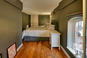 OnSiteStays - Cozy & Modern Flat in Highcroft Hall