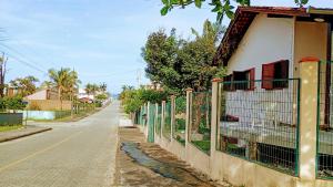 Casa para temporada - Rua Pequim - Praia de Itaguaçu