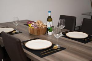 The Exiles Bay apartment