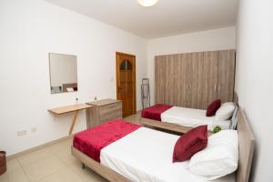 The Exiles Bay apartment