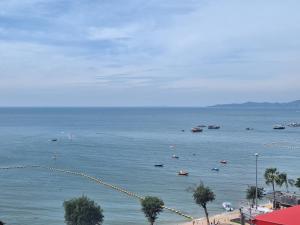 Jomtien Plaza Condotel