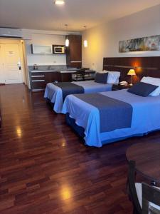 Puerto Amarras Hotel & Suites
