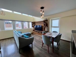 Elegante Duplex Cerca Parque Kennedy Miraflores