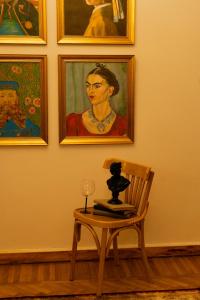 Classic Cairo Charm Spacious 2BR Central Dokki