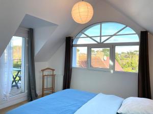 Maison neuve avec WIFI, terrasse, à 700m de la plage à TREGASTEL - Réf 403