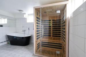 3 Beds Villa - 3 BR - For Workers - Volvo - Parking