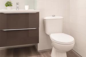 Charmant studio climatisé 24 m2 terrasse à 100m de la plage