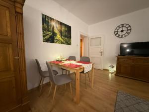 Biały Jar Ski & Bike Apartamenty w Karpaczu przy wyciągu z widokiem