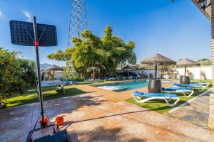 Cubos Casa Rural Tirado & Heated Pool