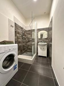 CenterPoint Apartment