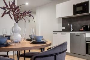 EIR Apartments by Heimaleiga