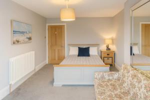 Large 6 Bed Southport Coastal Retreat with Sauna