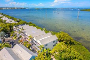 Blue Horizon Hideaway