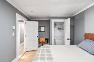 Mins to ConcordManchester -Laundry - Queen Bed -