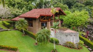 Beautiful Backwash Bay Villa