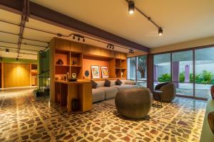 Nico Hotel & Residences