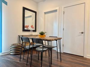 Brand-new Parkview with Balcony in Old Fourth Ward 542Blvd