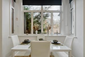 Bright & Cozy Hideaway