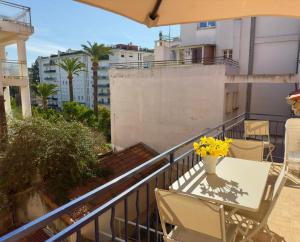 Magnifique appartement entièrement rénové - 2 chambres avec terrasse