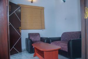 Leonard Negombo Holiday Villa