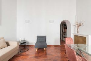 Nosdom - Navona Design
