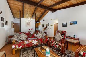 E Komo Mai Retreat Ohana