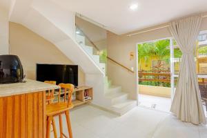 IT120 Lindo Village Pé na Areia com Piscina