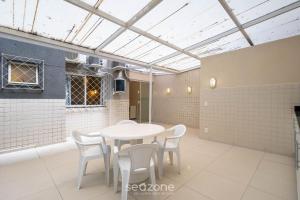 Apartamentos a 100m da Praia em BC - ERM