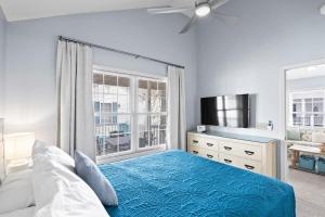 8008 - Ocean Lakes Family Retreat, Beach and Golf Cart