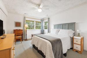 The Crows Nest - Apartment in Asheville near the Smoky Mountains!